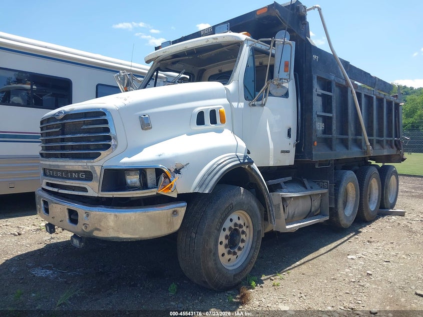 2001 STERLING TRUCK LT auction photo 2
