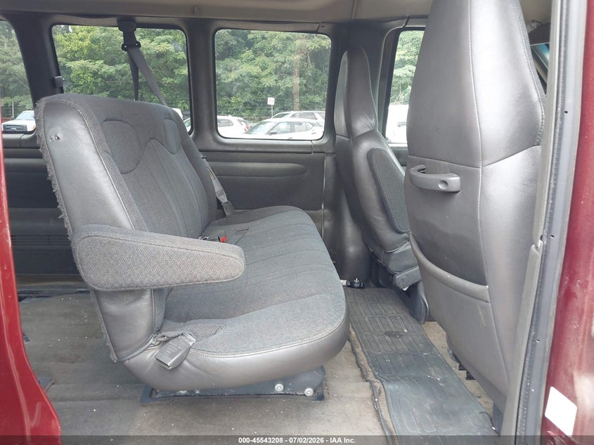2001 Chevrolet Express VIN: 1GAHG39R511125064 Lot: 45543208
