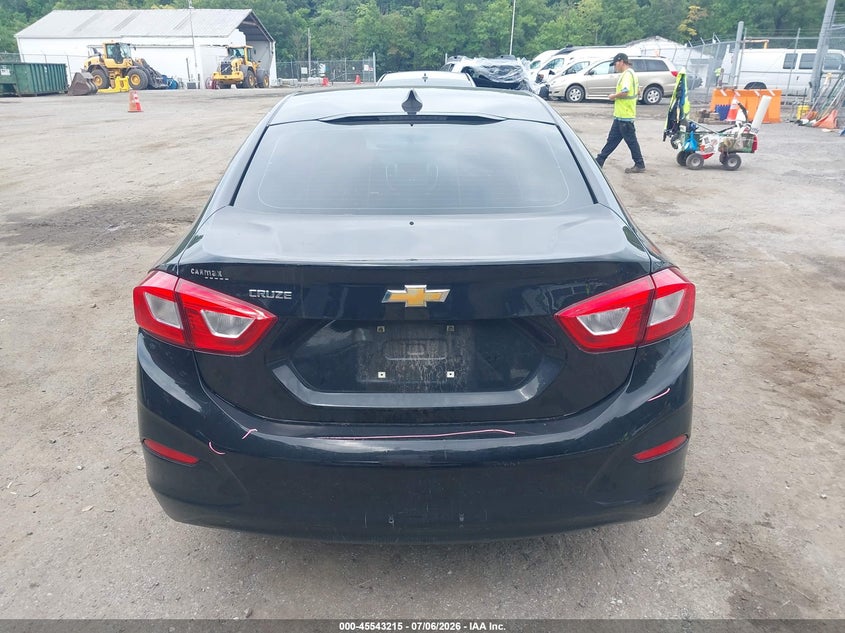 2019 Chevrolet Cruze Ls VIN: 1G1BC5SMXK7125622 Lot: 45543215