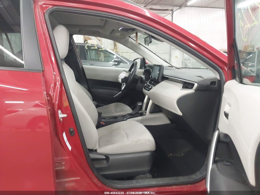 TOYOTA COROLLA CROSS - zdjęcie 5