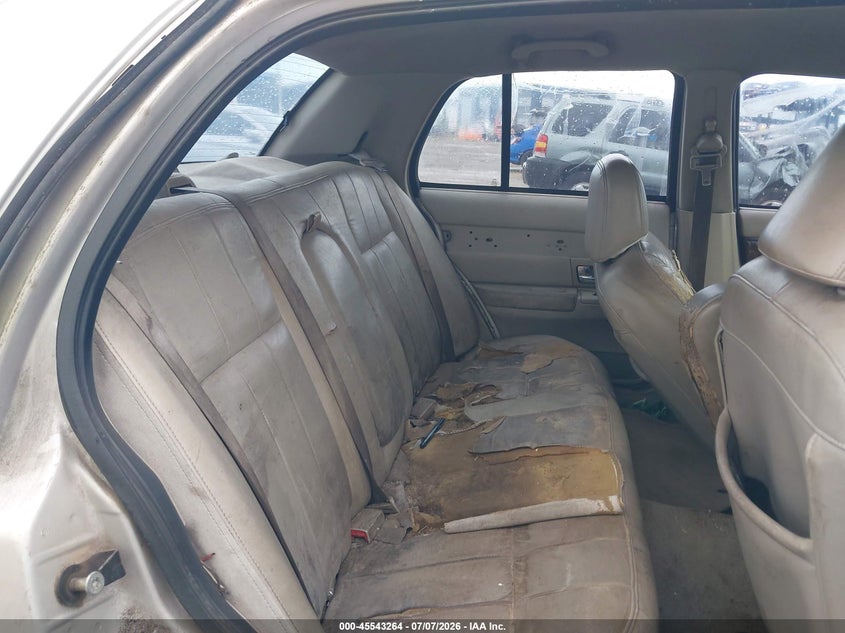 2007 MERCURY GRAND MARQUIS auction photo 8