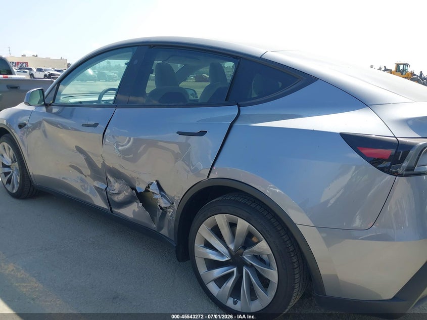 2026 Tesla Model Y All-Wheel Drive/Long Range Launch Series/Premium All-Wheel Drive VIN: 7SAYGDEE1TF439758 Lot: 45543272