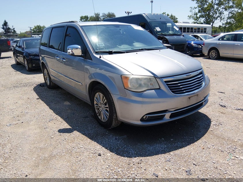 2013 Chrysler Town & Country Touring-L