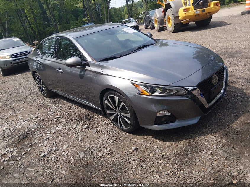 2019 NISSAN ALTIMA auction photo 1
