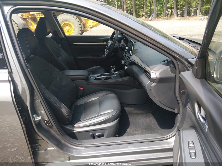 2019 NISSAN ALTIMA auction photo 5