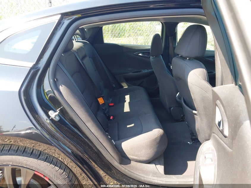 2018 CHEVROLET MALIBU auction photo 8