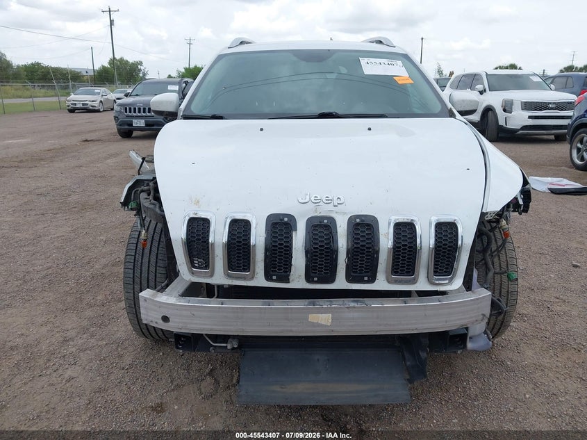 2016 Jeep Cherokee Latitude VIN: 1C4PJLCB5GW377182 Lot: 45543407