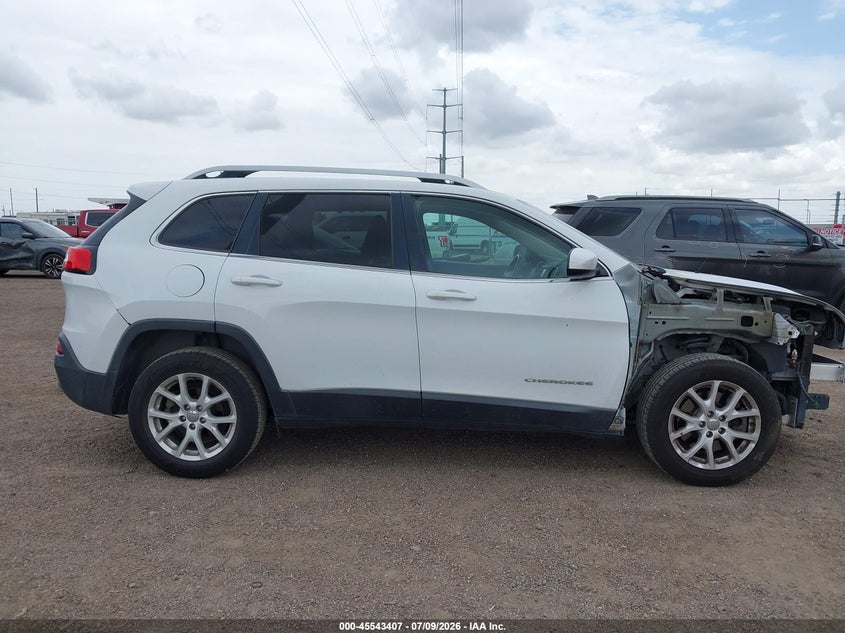 2016 Jeep Cherokee Latitude VIN: 1C4PJLCB5GW377182 Lot: 45543407