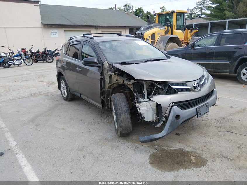 2015 TOYOTA RAV4 auction photo 1