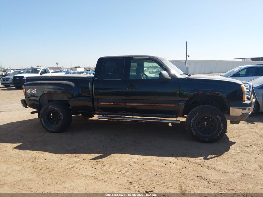 2005 CHEVROLET SILVERADO TRUCK 5.3L V-8 310HP