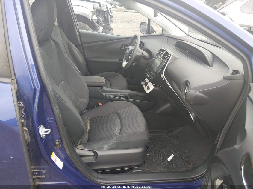 2017 TOYOTA PRIUS auction photo 5