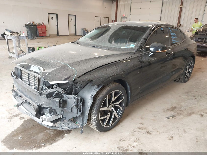 2020 VOLVO S60 auction photo 2