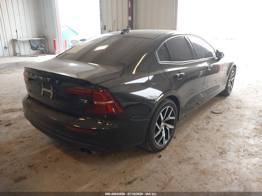 2020 VOLVO S60 auction photo 4