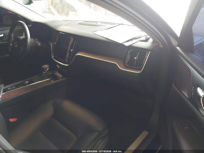 2020 VOLVO S60 auction photo 5