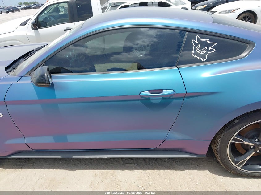 FORD MUSTANG - zdjęcie 15