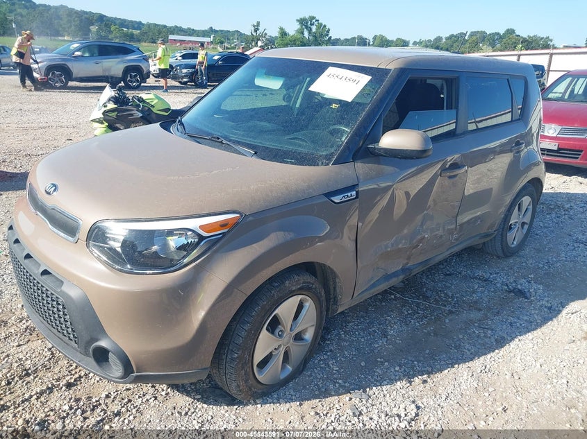 2015 Kia Soul, Left Side, IAAI, VIN KNDJN2A25F7215939 — photo 2