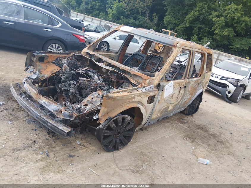 2013 LAND ROVER LR4 auction photo 2