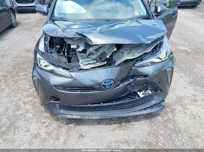 2022 Toyota Prius Le Awd-E VIN: JTDL9MFU5N3040441 Lot: 45543641