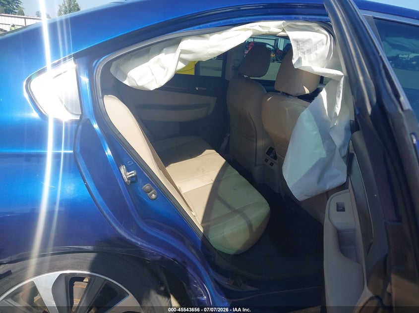 2016 SUBARU LEGACY auction photo 8