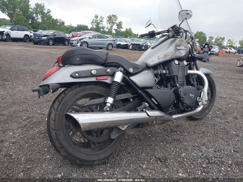 2014 TRIUMPH MOTORCYCLE THUNDERBIRD auction photo 4