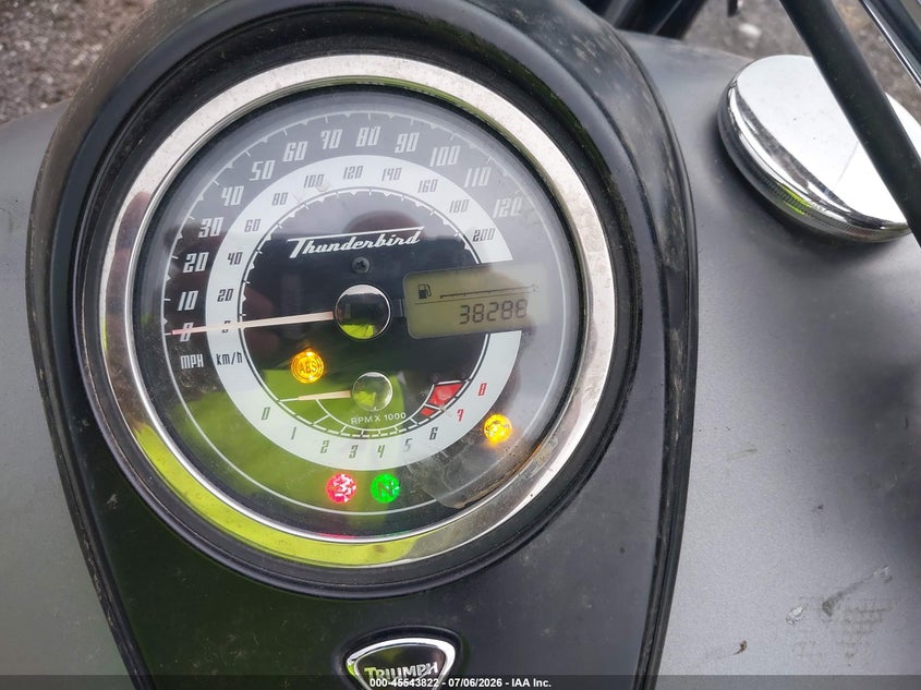 2014 TRIUMPH MOTORCYCLE THUNDERBIRD auction photo 7