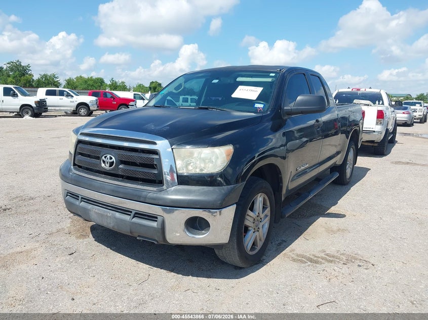 2013 TOYOTA TUNDRA auction photo 2
