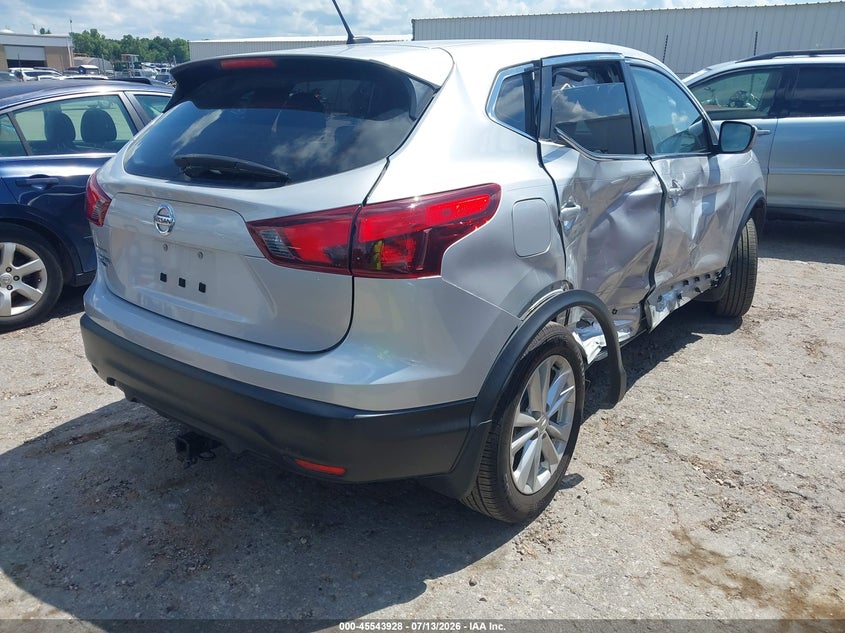 2018 NISSAN ROGUE SPORT auction photo 4
