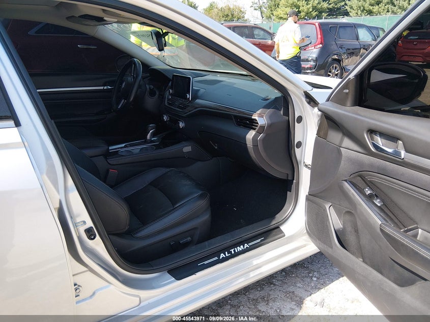 2020 NISSAN ALTIMA — zdjęcie 5