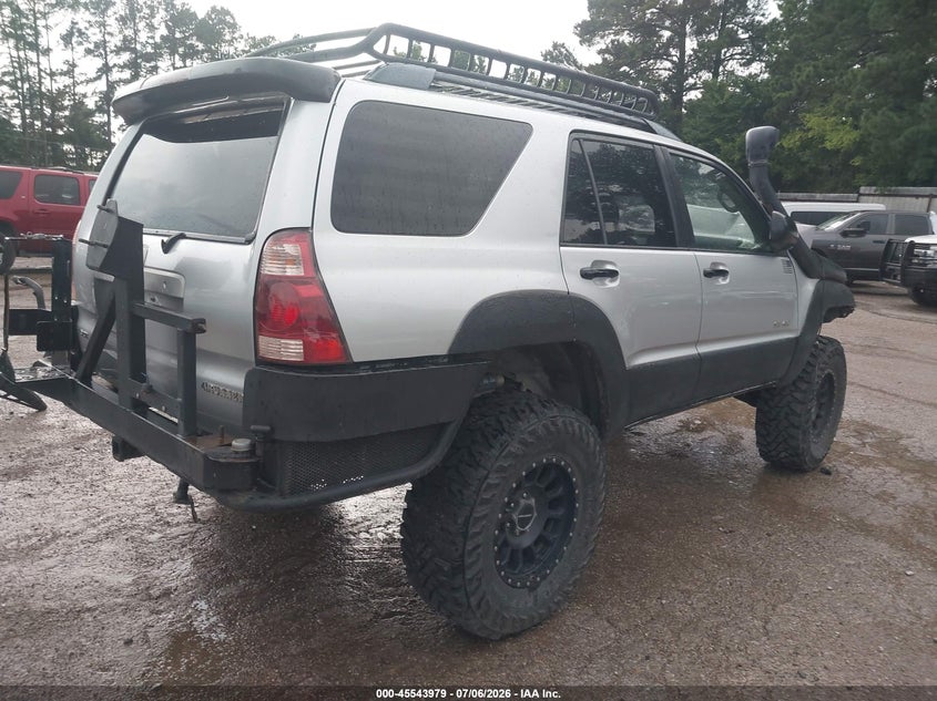 2004 TOYOTA 4RUNNER auction photo 4