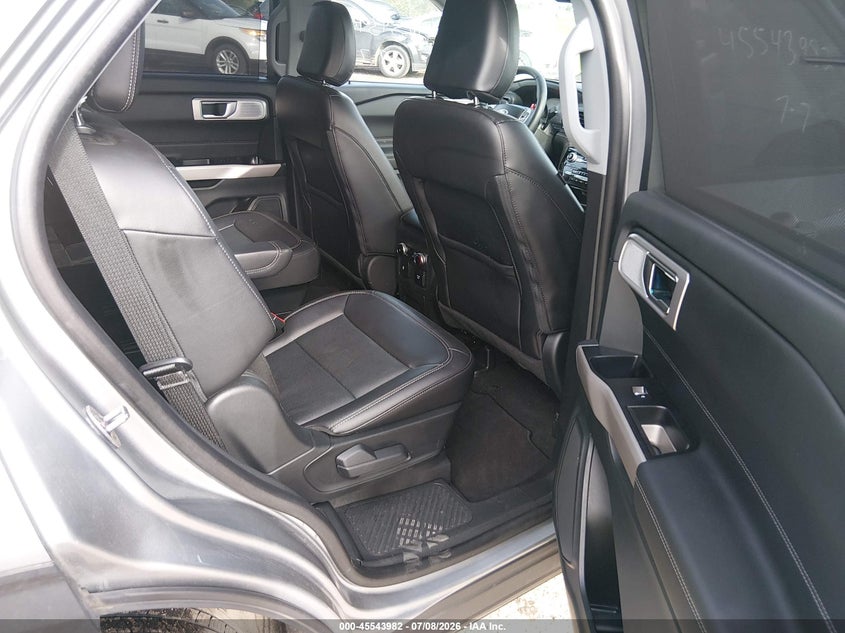 2024 FORD EXPLORER auction photo 8