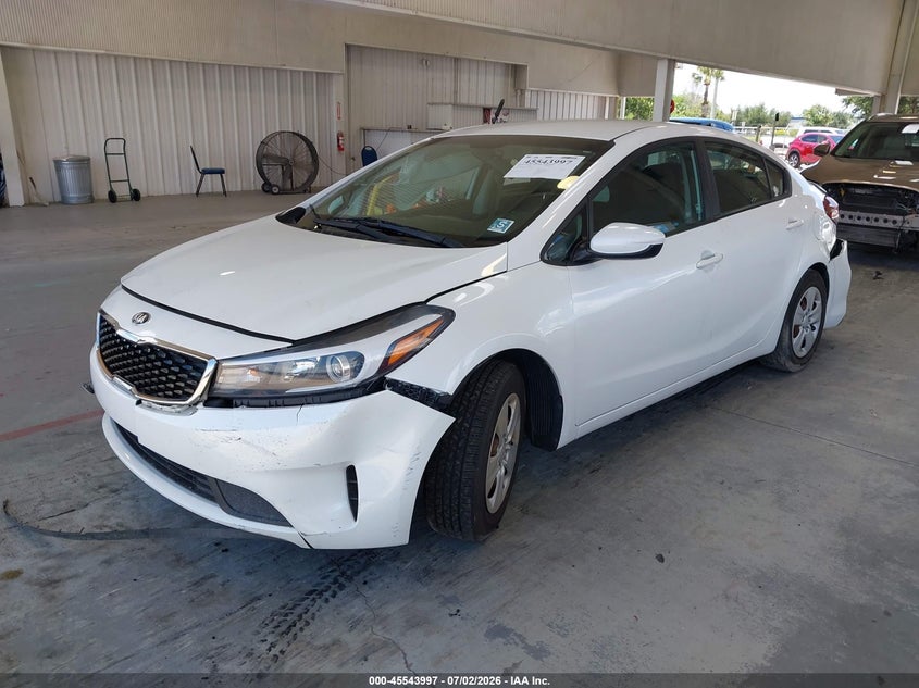 2018 Kia Forte Lx 3KPFL4A7XJE182559 photo 1