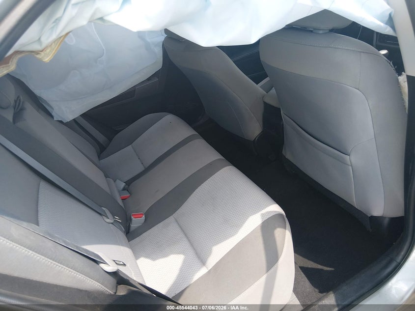 2019 TOYOTA COROLLA auction photo 8