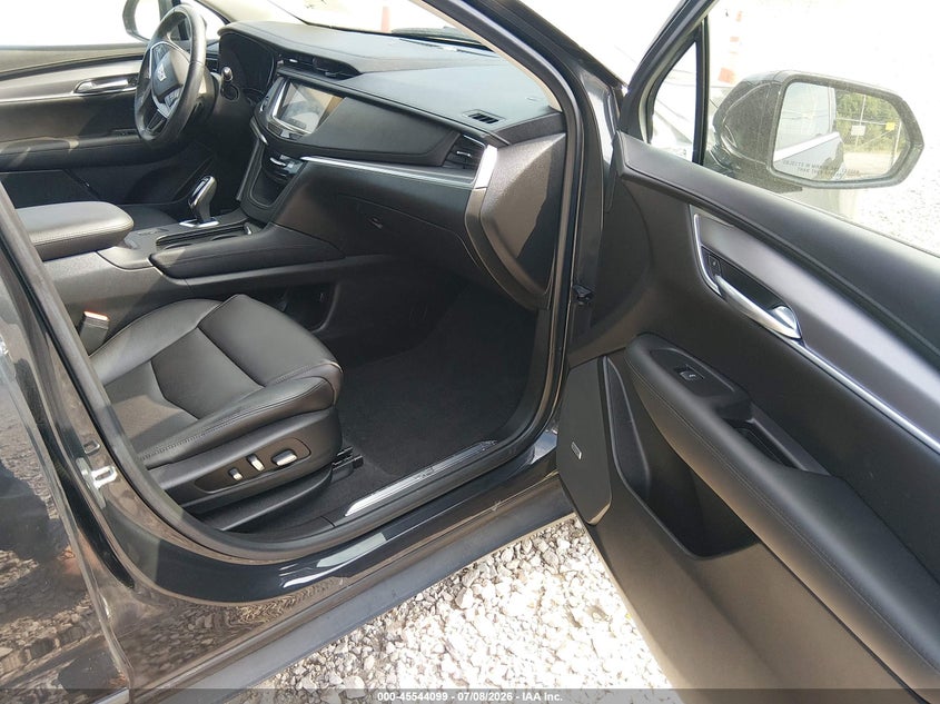 2019 CADILLAC XT5 auction photo 5