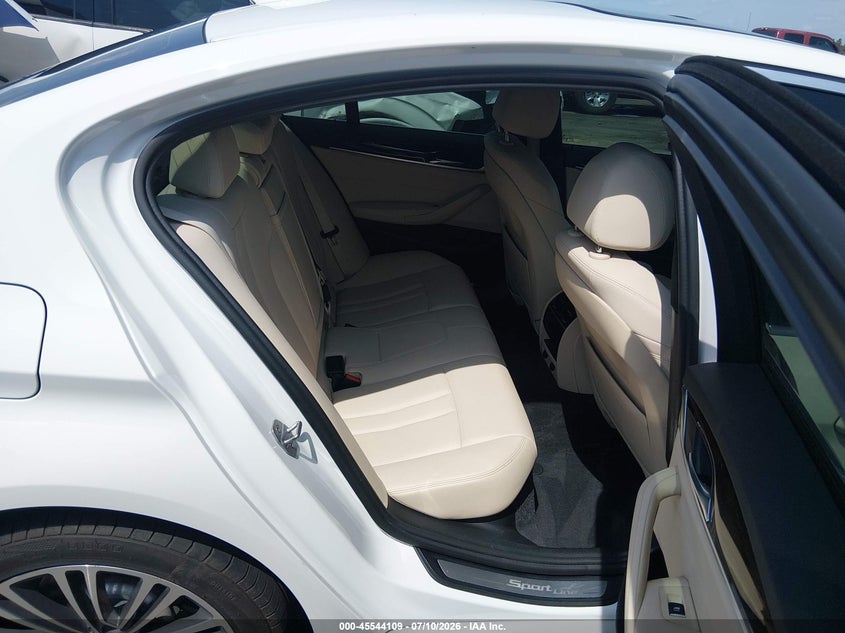 2017 BMW 530I auction photo 8