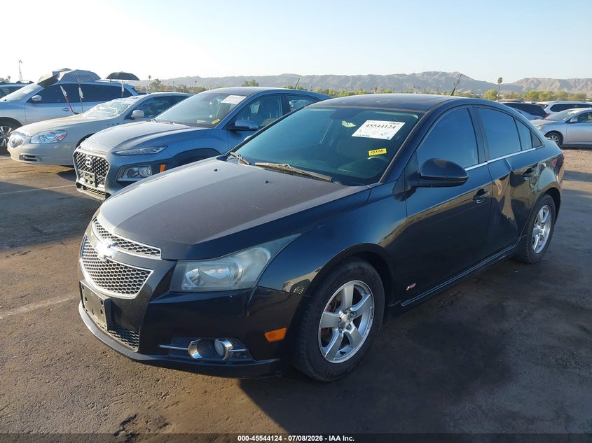 2013 CHEVROLET CRUZE auction photo 2