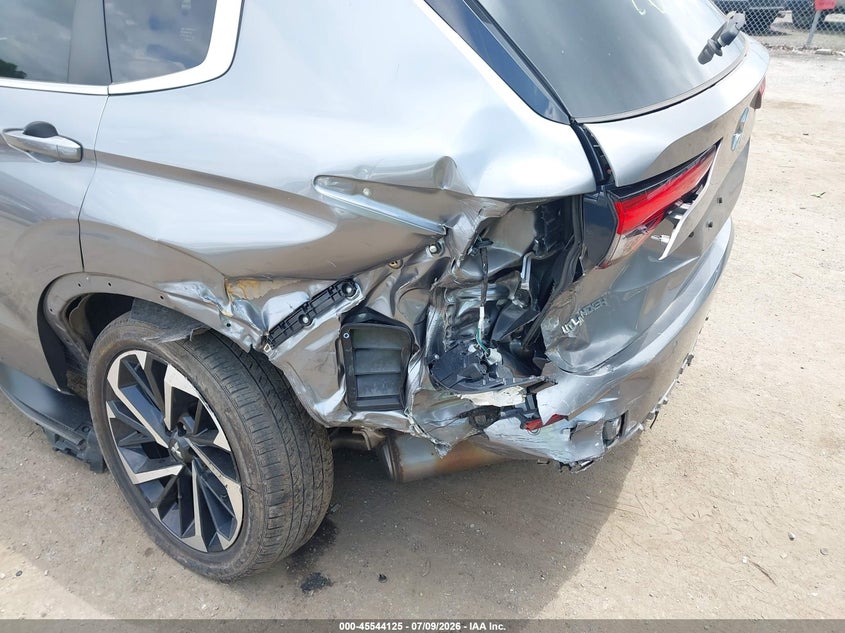 2023 MITSUBISHI OUTLANDER auction photo 6