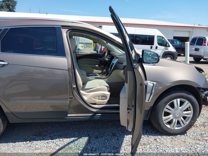 2014 CADILLAC SRX auction photo 5