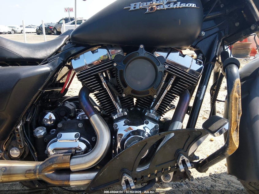 2010 Harley-Davidson Flhx VIN: 1HD1KB412AB672904 Lot: 45544197