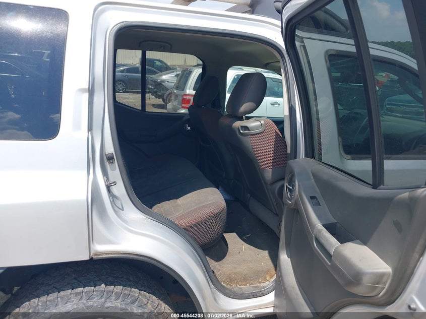 2010 NISSAN XTERRA auction photo 8