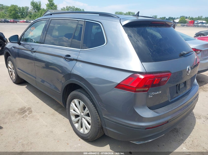 2019 VOLKSWAGEN TIGUAN auction photo 3