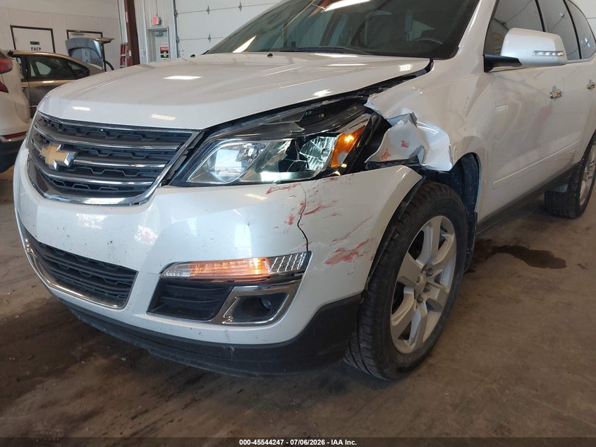 2017 CHEVROLET TRAVERSE auction photo 6