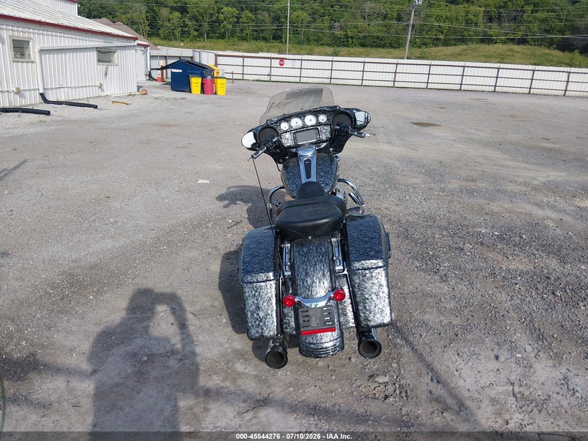 2014 HARLEY-DAVIDSON FLHXS auction photo 6