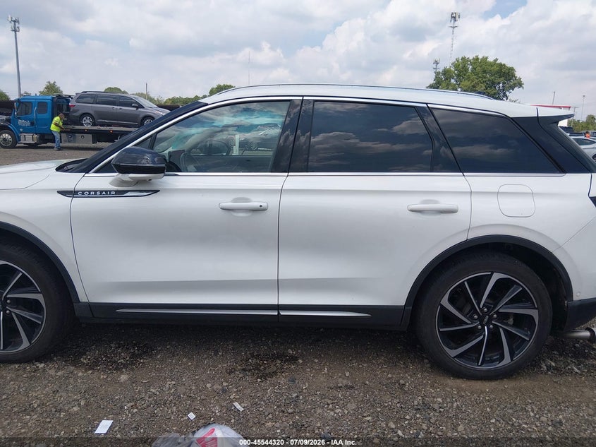 2023 Lincoln Corsair Reserve VIN: 5LMCJ2DA0PUL17457 Lot: 45544320