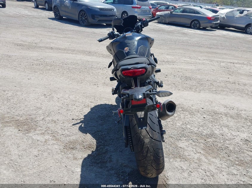 2022 Yamaha Mtn1000 VIN: JYARN79E1NA000358 Lot: 45671094