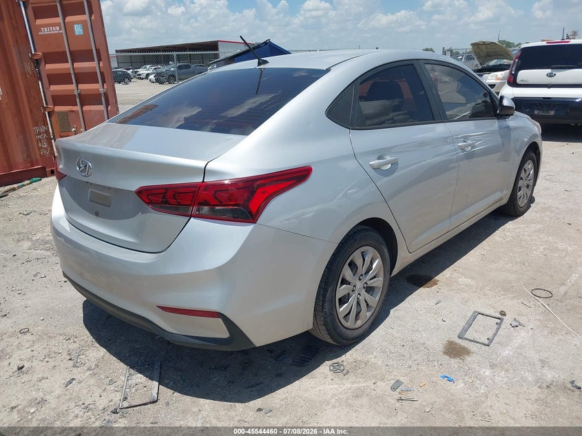 2019 HYUNDAI ACCENT auction photo 4