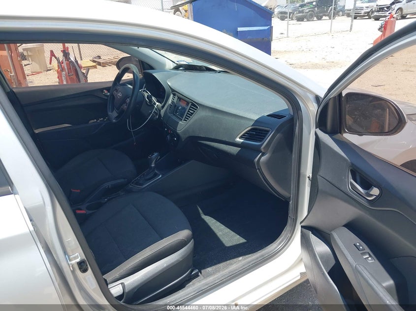 2019 HYUNDAI ACCENT auction photo 5