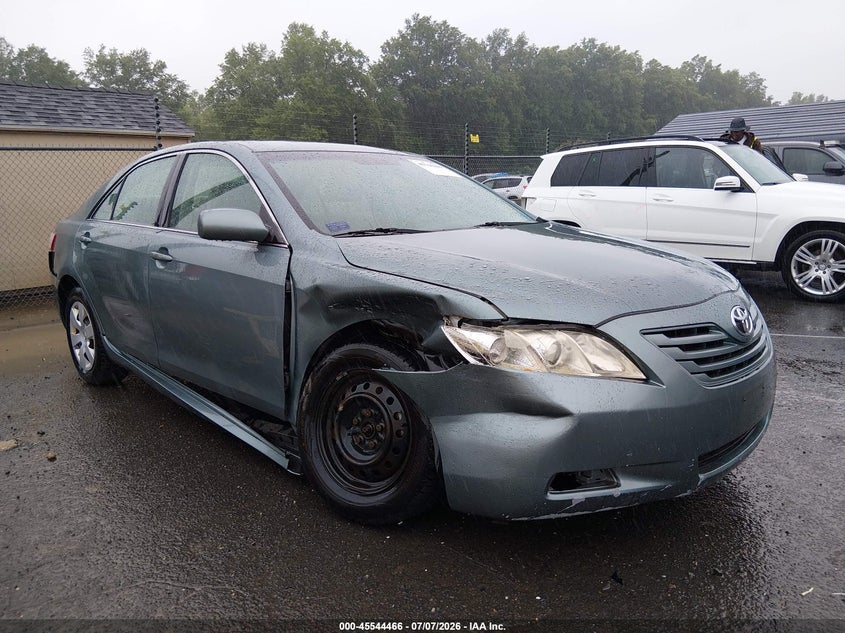2009 TOYOTA CAMRY LE