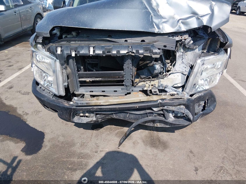 2019 NISSAN TITAN auction photo 6