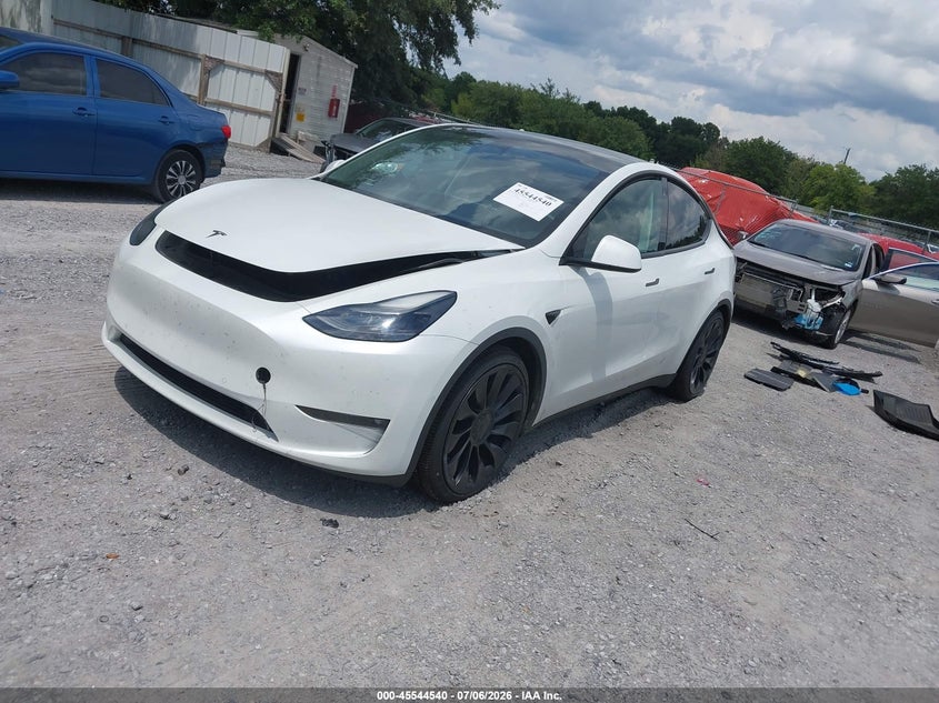 2022 Tesla Model Y, Rear, IAAI, VIN 7SAYGDEF9NF414666 — photo 2