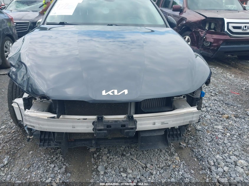 2022 KIA K5 auction photo 6